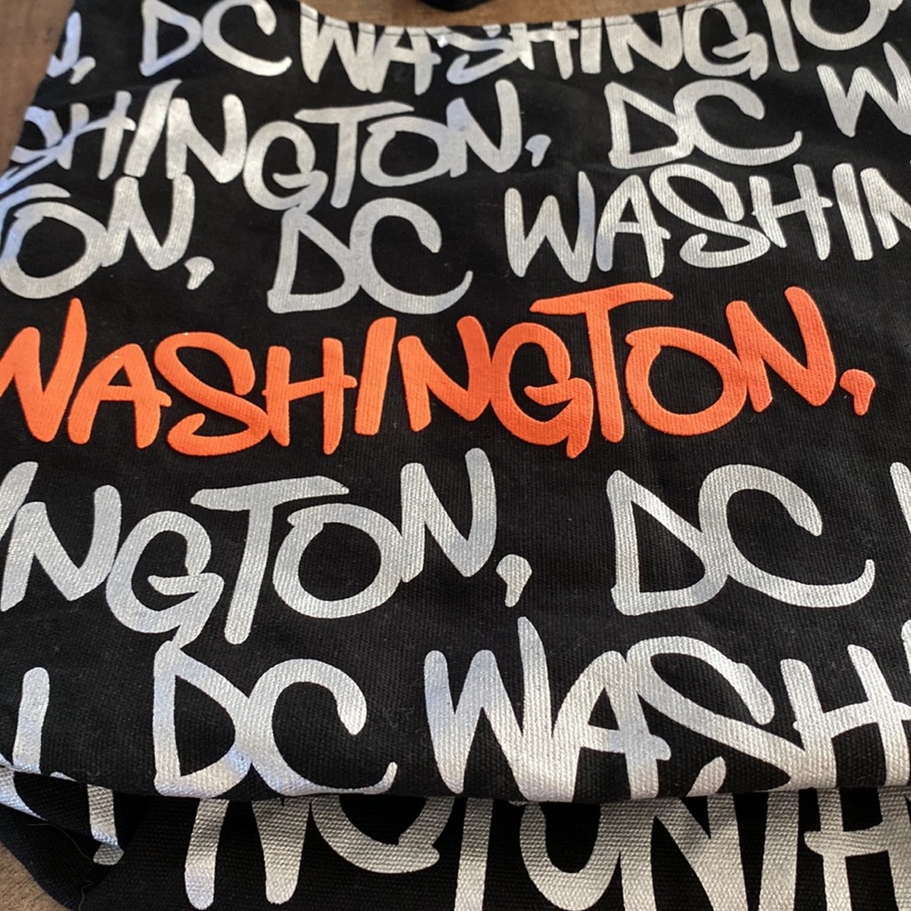 Robin Ruth Washington DC bag - Picture 2 of 8